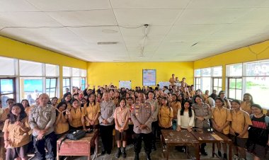 BAG-SDM-POLRES-MANGGARAI-SOSIALISASIKAN-PENERIMAAN-TERPADU-ANGGOTA-POLRI-T.A.-2026-DI-SMA-NEGERI-2-LANGKE-REMBONG