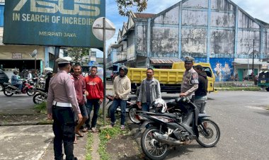 SAT-LANTAS-POLRES-MANGGARAI-GELAR-PATROLI-KRYD-DAN-HIMBAUAN-KAMSELTIBCAR-LANTAS-DI-KOTA-RUTENG