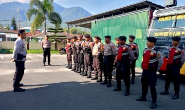WAKA-POLRES-MANGGARAI-TEGASKAN-LARANGAN-KONSUMSI-MIRAS-DAN-GAYA-HIDUP-HEDONIS-SAAT-APEL-FUNGSI-SAMAPTA