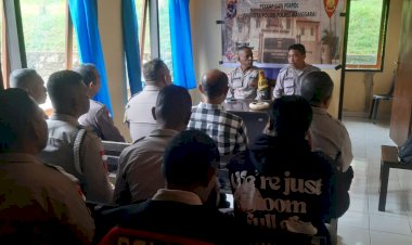 POLRES-MANGGARAI-GELAR-SOSIALISASI-PERKAP-TENTANG-PEMBERIAN-BANTUAN-HUKUM-BAGI-PERSONEL-POLSEK