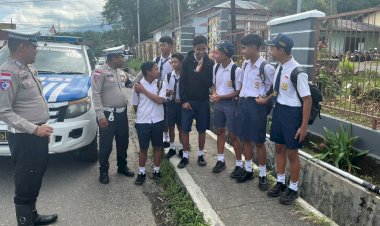 CIPTAKAN-KAMSELTIBCARLANTAS-YANG-NYAMAN,-SATUAN-LALU-LINTAS-POLRES-MANGGARAI-LAKSANAKAN-PATROLI-KRYD-HUMANIS