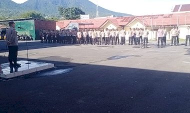APEL-PAGI-POLRES-MANGGARAI:-KAPOLRES-TEKANKAN-HASIL-RAPIM-MABES-POLRI-DAN-PENGUATAN-PELAYANAN-KEPADA-MASYARAKAT
