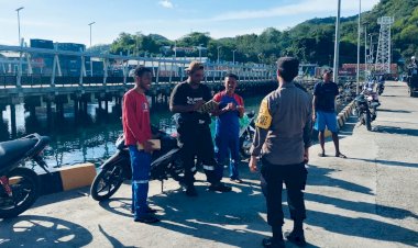 Menjelang-perayaan-Tahun-Baru-,KP3-Laut-Reo-Tingkatkan-Pengawasan-dan--Pengamanan-Aktivitas-Bongkar-Muat-di-Pelabuhan-Laut-Kelas-II-Reo