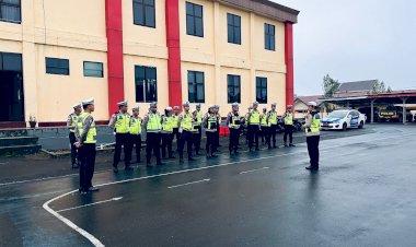 Satlantas-Polres-Manggarai-Laksanakan-Apel-Pengaturan-Lalu-Lintas-Pagi