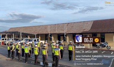 Kasat-Lantas-Pimpin-Apel-Pagi-Satuan-Lalu--Lintas-Polres-Manggarai