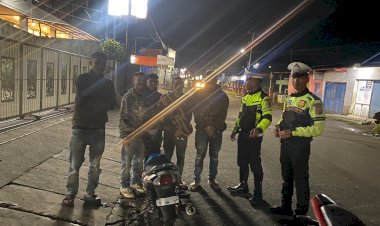Polres-Manggarai-Polda-NTT-Laksanakan-Patroli-Malam-Antisipasi-Balap-Liar-dan-Laka-Lantas