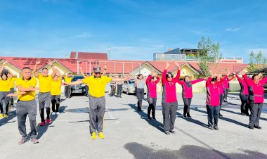 Sinergi-dan-Sehat-Bersama,-Polres-Manggarai-Gelar-Olahraga-Bareng-Bhayangkari