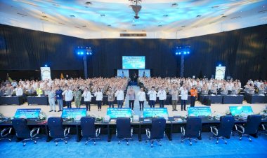 Pimpin-Rakor-Lintas-Sektoral,-Kapolri-Tekankan-Optimalisasi-Pengamanan-dan-Pelayanan-di-Ops-Ketupat-2026