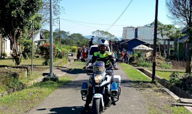 POLRES-MANGGARAI-MELAKSANAKAN-PENGAMANAN-DAN-PENGAWALAN-PROSESI-TABLO-JALAN-SALIB-STASI-CAREP-PAROKI-KUMBA