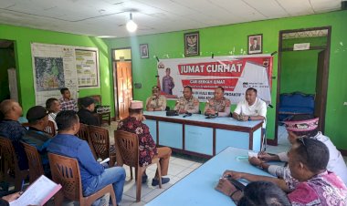 POLRES-MANGGARAI-GELAR-KEGIATAN-“JUMAT-CURHAT”-DI-KELURAHAN-MBAUMUKU