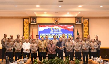 Momentum-Harmoni-di-Bumi-Flobamora:-Komisi-III-DPR-RI-Perkuat-Sinergi-dan-Puji-Dedikasi-Kapolda-NTT-dalam-Mewujudkan-Penegakan-Hukum-yang-Menyejukkan