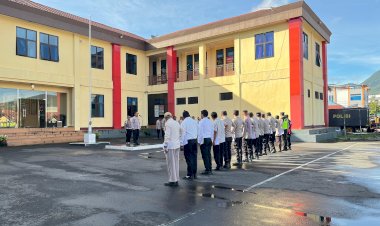 Wakapolres-Manggarai-Pimpin-Apel-Jam-Pimpinan:-Tegaskan-Anggota-Jaga-Etika-dan-Hindari-Perbuatan-Negatif.
