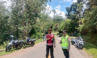 POLISI-AMANKAN-MISA-PEMBUKAAN-BULAN-MARIA-DI-CIBAL,-PERAYAAN-BERLANGSUNG-KHIDMAT-DAN-KONDUSIF