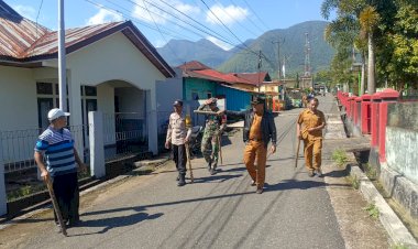 Bhabinkamtibmas-Kelurahan-Mbaumuku-Bersama-Unsur-Terkait-Laksanakan-Penertiban-HPR-Demi-Ciptakan-Kamtibmas-Aman-dan-Kondusif