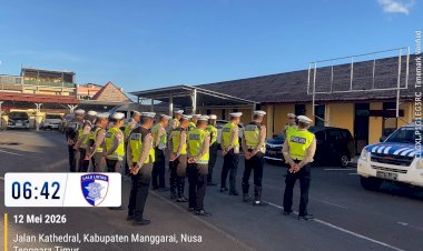 Sat-Lantas-Polres-Manggarai-Laksanakan-Pengaturan-Pagi-Demi-Keselamatan-dan-Kelancaran-Aktivitas-Masyarakat