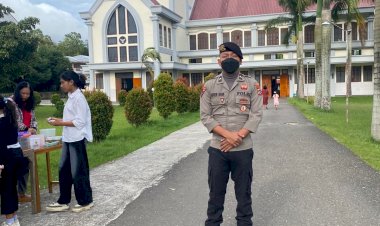 POLRES-MANGGARAI-LAKSANAKAN-PENGAMANAN-MISA-HARI-MINGGU-DI-SEJUMLAH-GEREJA,-WUJUD-PELAYANAN-DAN-JAMINAN-KEAMANAN-BAGI-UMAT-YANG-BERIBADAH