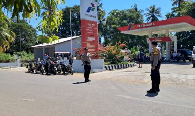 Patroli-dan-Monitoring-Sitkamtibmas-di-Objek-Vital-Kecamatan-Reok,-Polsek-Reo-Tingkatkan-Pengawasan-dan-Pelayanan-kepada-Masyarakat