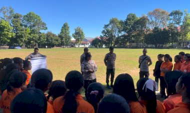 SAT-BINMAS-POLRES-MANGGARAI-SOSIALISASIKAN-BAHAYA-LOVE-SCAMMING-DAN-PORNOGRAFI-KEPADA-MAHASISWI-UNIKA-SANTU-PAULUS-RUTENG