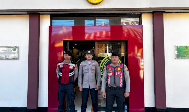 PERSONEL-POLRES-MANGGARAI-LAKSANAKAN-PENGAMANAN-SIDANG-DI-PENGADILAN-NEGERI-RUTENG,-SITUASI-BERLANGSUNG-AMAN-DAN-TERKENDALI