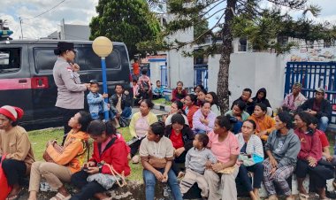 SAT-BINMAS-POLRES-MANGGARAI-EDUKASI-MASYARAKAT-PENERIMA-BANTUAN-PENDIDIKAN-AGAR-MEMANFAATKAN-DANA-SECARA-TEPAT-SASARAN