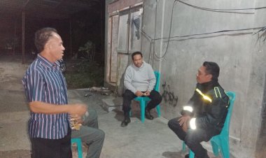 Kanit-Binmas-dan-Bhabinkamtibmas-Polsek-Reo-Amankan-Resepsi-Pernikahan,-Wujudkan-Rasa-Aman-bagi-Masyarakat