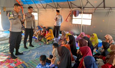Polres-Manggarai-Gelar-Trauma-Healing-bagi-Penyintas-Gempa-Bumi-di-Posko-Ponpes-Pancasila-Reo
