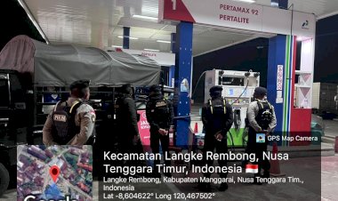 CIPTAKAN-RASA-AMAN-DI-MALAM-HARI,-PATROLI-PERINTIS-PRESISI-SAT-SAMAPTA-POLRES-MANGGARAI-HADIR-MENYAPA-MASYARAKAT-RUTENG