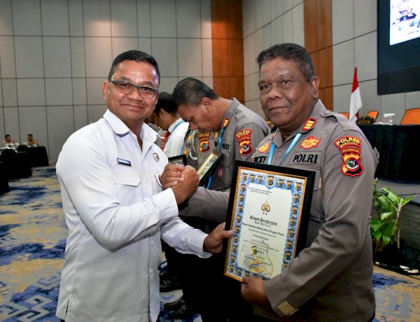 Polres Manggarai Sabet Dua Penghargaan Bergengsi dari Polda NTT di Tahun 2025