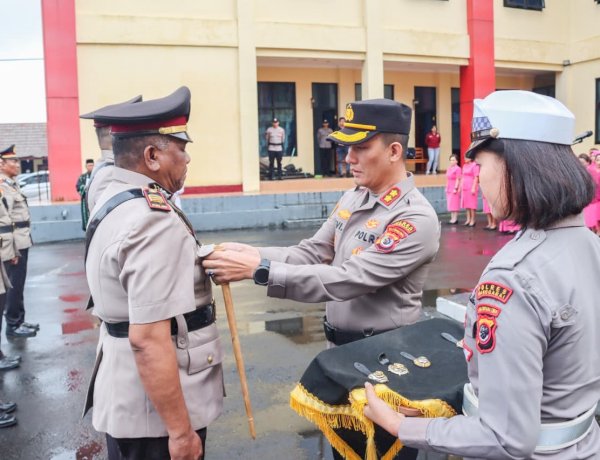 Kapolres Manggarai Pimpin Upacara Sertijab Pejabat Utama Polres Manggarai