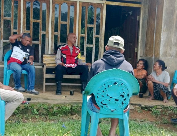 Bhabinkamtibmas Bersama Kapolsek Cibal Sambangi Warga Kampung Ratung, Perkuat Kamtibmas dan Dukung Ketahanan Pangan