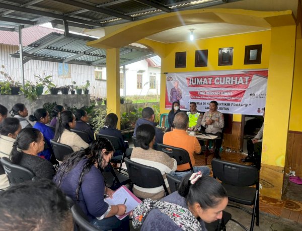 Polres Manggarai Adakan Jumat Curhat, Bahas Tugas Polisi, Pengawasan Anak dan Pembinaan Keamanan