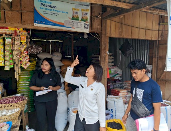 SATGAS SAPU BERSIH PELANGGARAN HARGA, KEAMANAN DAN MUTU PANGAN KABUPATEN MANGGARAI LAKSANAKAN PEMANTAUAN DI PASAR INPRES RUTENG