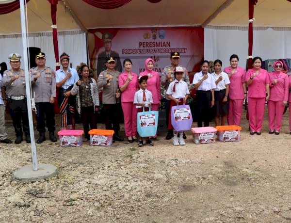 *Kapolda NTT Berbagi Tali Asih di Peresmian Pospol Umbu Ratu Nggay Barat, Wujud Semangat “NTT Penuh Kasih”*