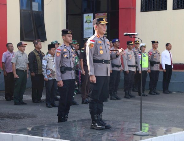 Kapolres Manggarai Pimpin Apel Gelar Pasukan Operasi Ketupat Turangga 2026 untuk Pengamanan Idul Fitri 1447 H