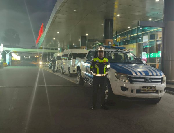 SATUAN LALU LINTAS POLRES MANGGARAI BERIKAN PELAYANAN PENGAWALAN JEMAAH HAJI, PASTIKAN PERJALANAN LABUAN BAJO -RUTENG  LANCAR.