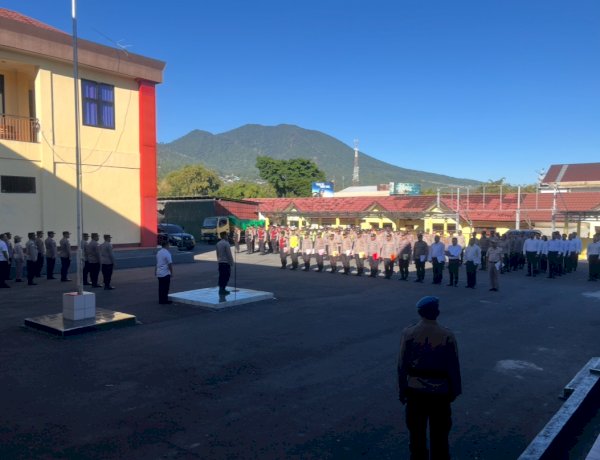 Wakapolres Manggarai Tekankan Pentingnya Profesionalisme dan Disiplin Anggota dalam Pelaksanaan Tugas