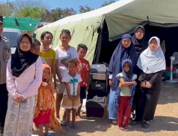 Masyarakat Sampaikan Terima Kasih atas Bantuan Wontech Portable Polri di Posko Barang Kolong