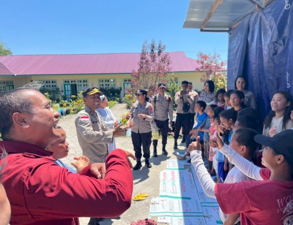 Pulihkan Psikologis Anak Penyintas Gempa, Polres Manggarai Gelar Trauma Healing