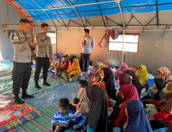 Polres Manggarai Gelar Trauma Healing bagi Penyintas Gempa Bumi di Posko Ponpes Pancasila Reo