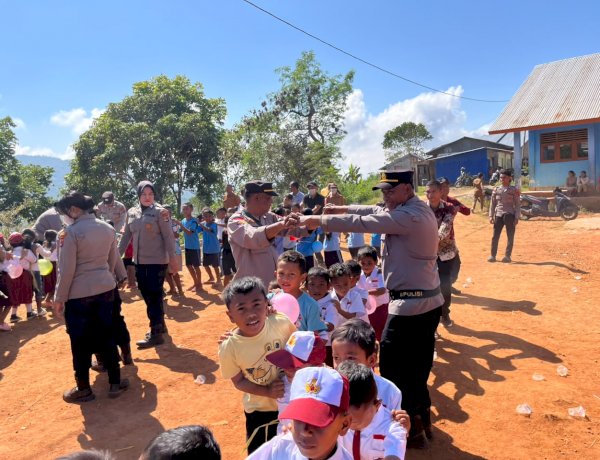 Polres Manggarai Berikan Trauma Healing kepada 115 Anak Penyintas Gempa Bumi dalam Operasi Aman Nusa II Turangga 2026
