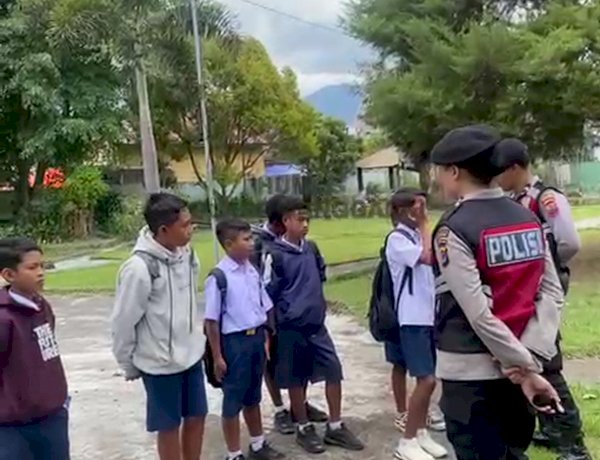 POLRI BERSAMA MASYARAKAT, RESPON CEPAT SATUAN SAMAPTA POLRES MANGGARAI CEGAH POTENSI TAWURAN ANTARPELAJAR SMP
