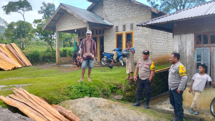 Bhabinkamtibmas-Polsek-Ruteng-Intensifkan-Sambang-Warga-di-Desa-Pong-La’o,-Perkuat-Kemitraan-dan-Kamtibmas