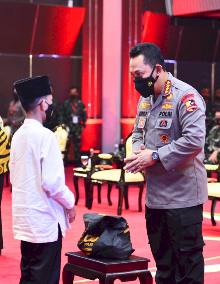 Kapolri Tekankan TNI-Polri Terus Bersinergi Wujudkan Target Vaksinasi Presiden Jokowi
