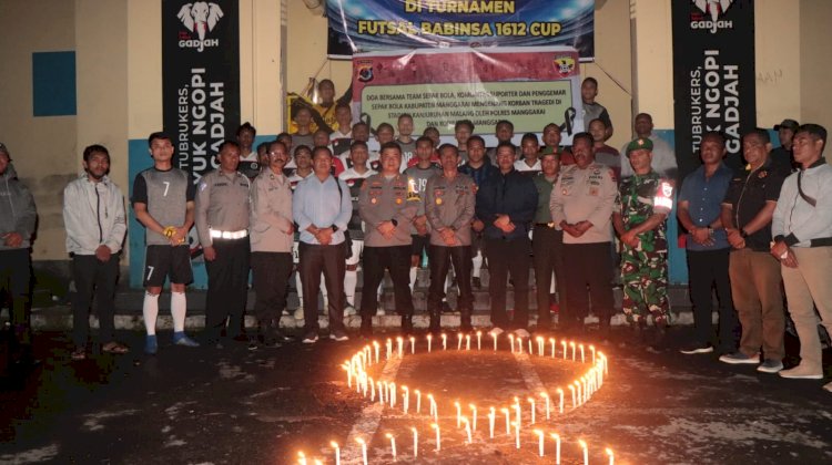 Kapolres Manggarai Pimpin Doa Bersama Dan Bakar Lilin Mengenang  Tragedi di Stadion Kanjuruhan Malang