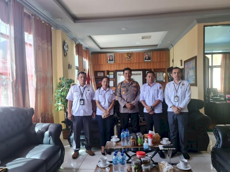 Silaturahmi Kapolres Manggarai AKBP EDWIN SALEH, S.I.K, M.H dengan KPU Kabupaten Manggarai