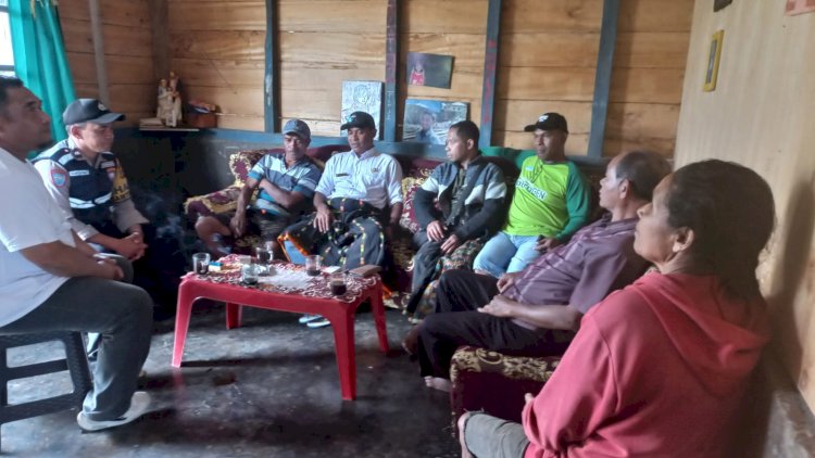 Bhabinkamtibmas Kecamatan Langke Rembong Himbau Warga Tenda untuk Berperan Aktif dalam Pencegahan Tindak Pidana Perdagangan Orang (TPPO)
