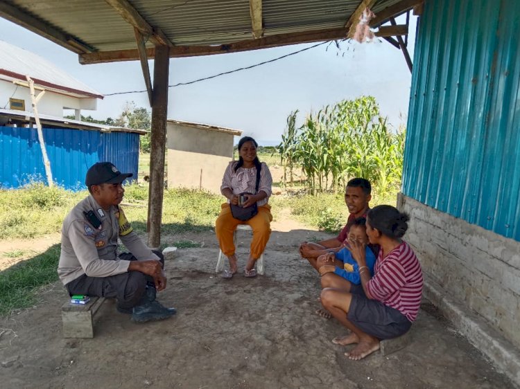 WASPADA TPPO: Bhabinkamtibmas Kecamatan Satarmese Barat Sosialisasi Pencegahan TPPO di Desa Beakondo
