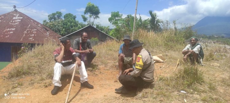 Patroli dan Sambang BRIPKA ADRIANUS G SUMAN: Bhabinkamtibmas Wae Ri'i Kabupaten Manggarai Sampaikan Pesan Kamtibmas