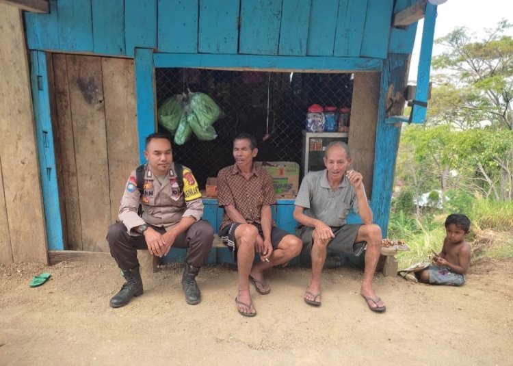 Bhabinkamtibmas Kecamatan Cibal Barat, Resor Manggarai, Brigpol Bonaventura Laba Gencar Sosialisasikan Himbauan pada Warga
