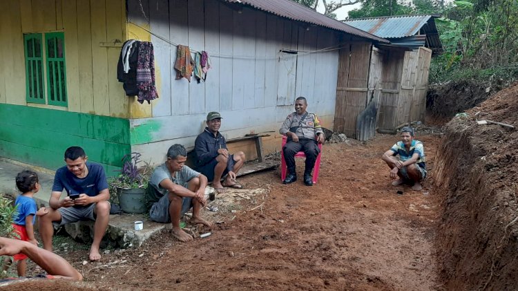 Bhabinkamtibmas Kecamatan Wae Ri'i Sosialisasikan Pesan Kamtibmas di Desa Golo Cador